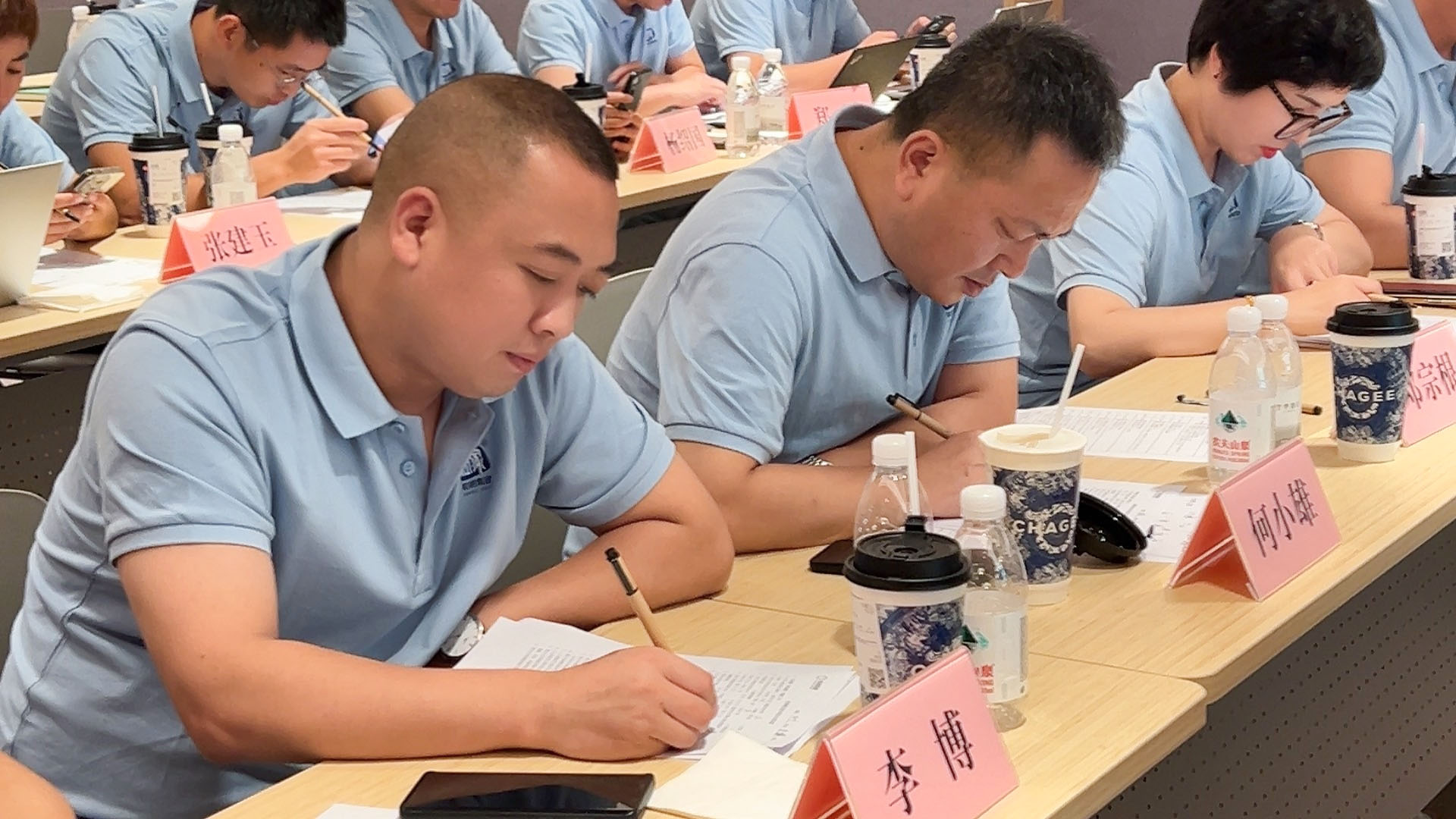 AG旗舰厅 (中国大陆) Apple Store